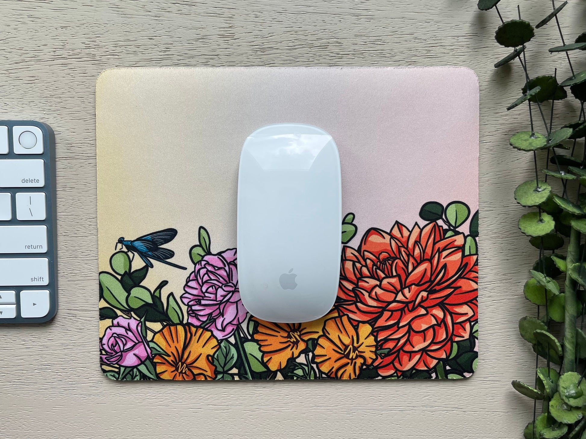Red and Orange Floral Mouse Pad