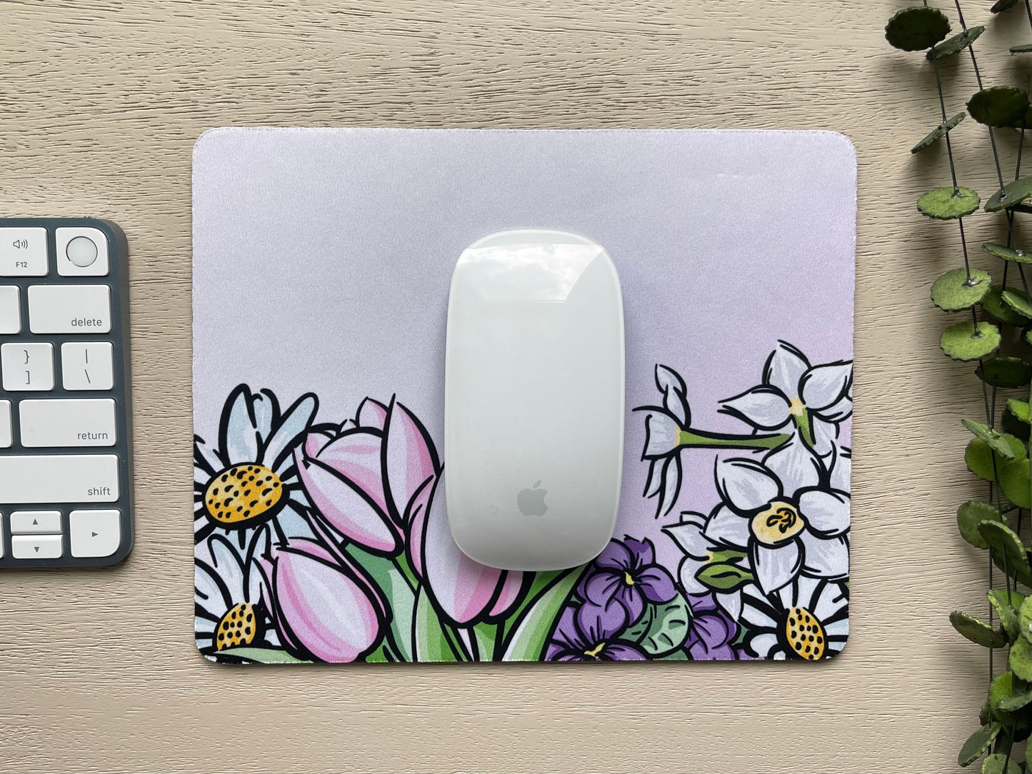 Pink and White Floral Mouse Pad